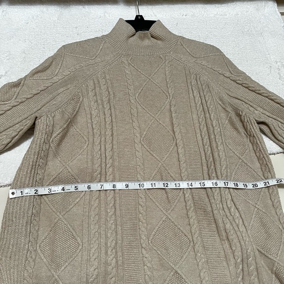 Mock neck cream oversized sweater - Picture 5 of 5